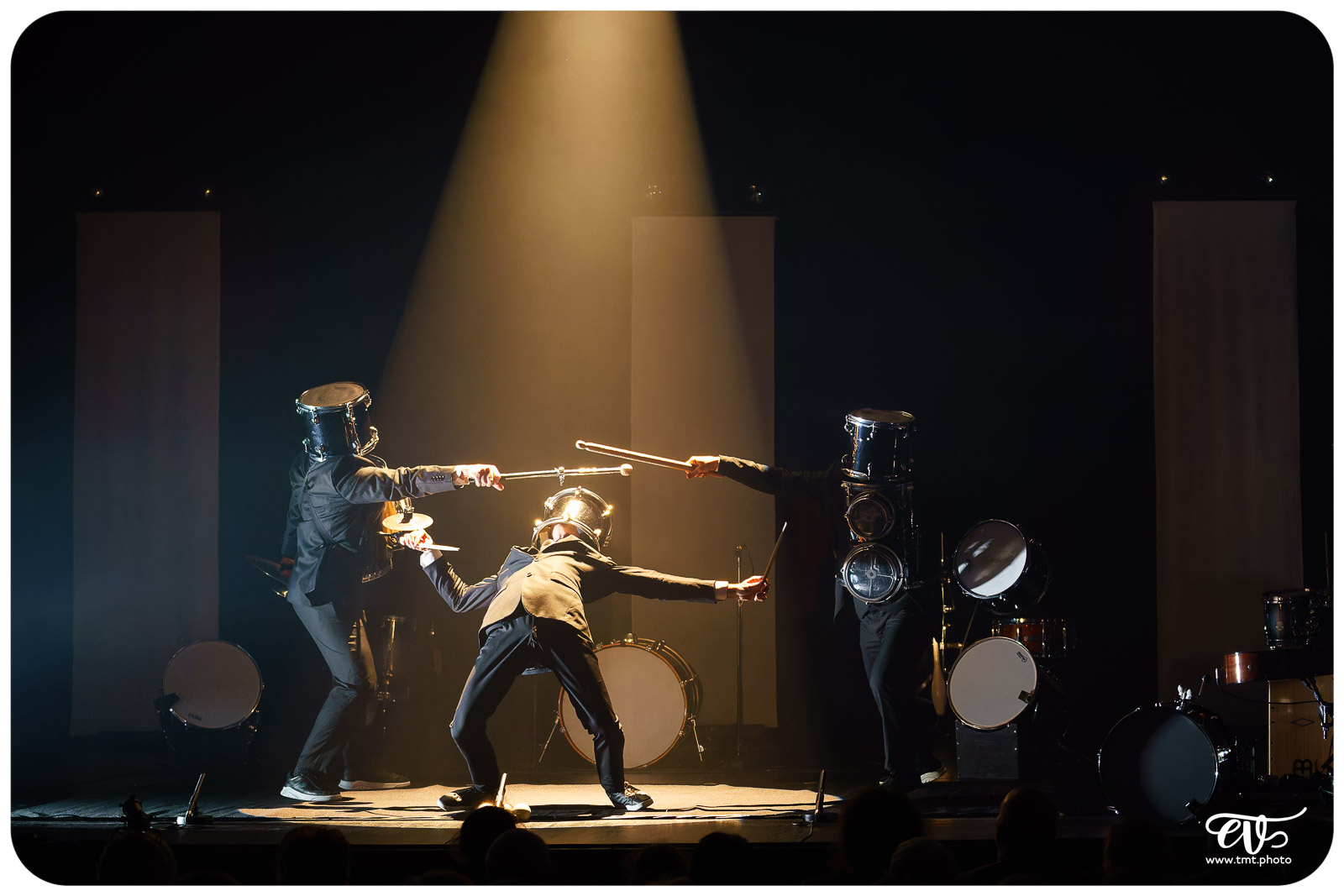 DRUM BROTHERS (LES FRÈRES COLLE)